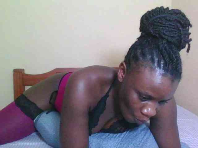 Babyrozzilah webcam