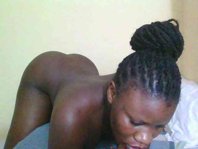 Babyrozzilah webcam