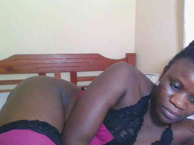 Babyrozzilah webcam