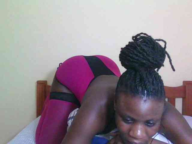 Babyrozzilah webcam