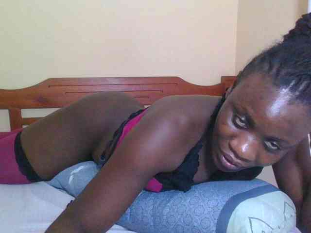 Babyrozzilah webcam