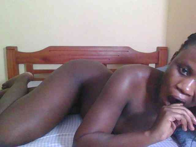 Babyrozzilah webcam