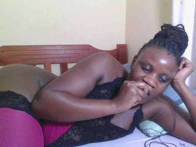 Babyrozzilah webcam