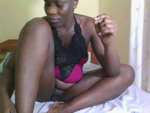Babyrozzilah webcam