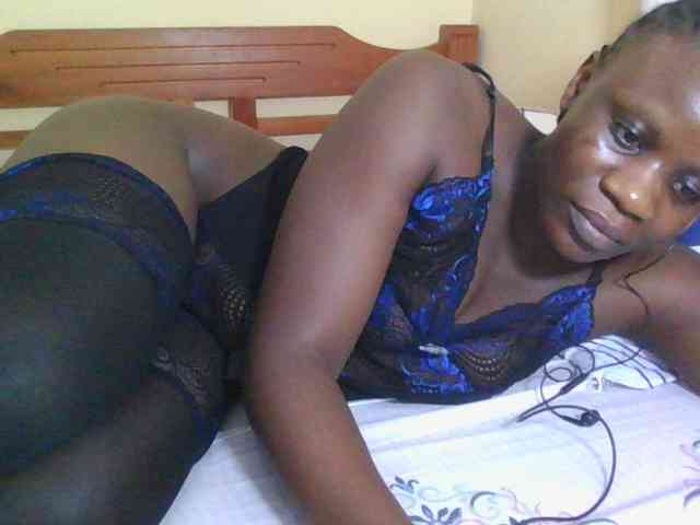 Babyrozzilah webcam