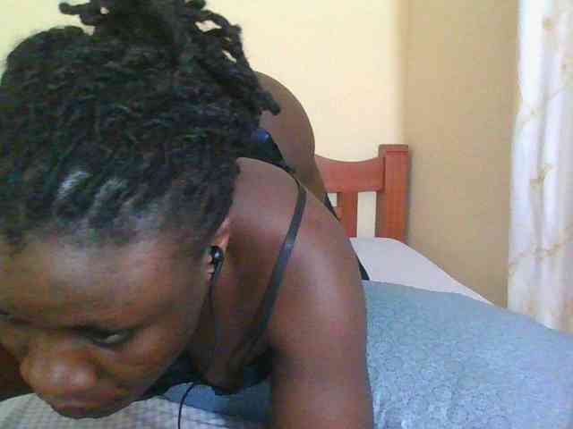 Babyrozzilah webcam