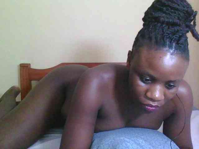 Babyrozzilah webcam