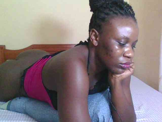 Babyrozzilah webcam