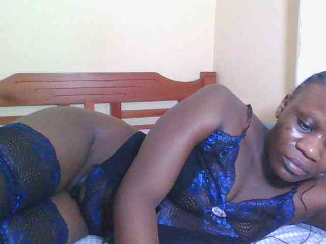 Babyrozzilah webcam