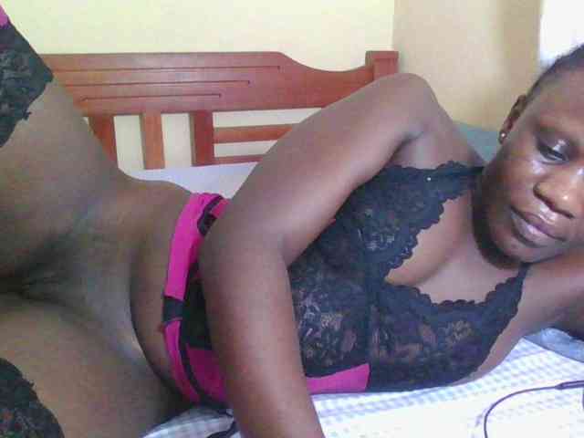Babyrozzilah webcam