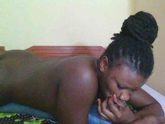 Babyrozzilah webcam