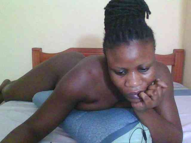 Babyrozzilah webcam