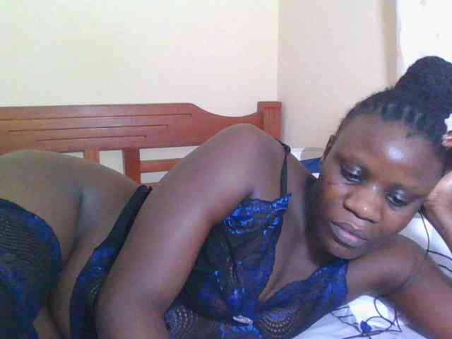 Babyrozzilah webcam