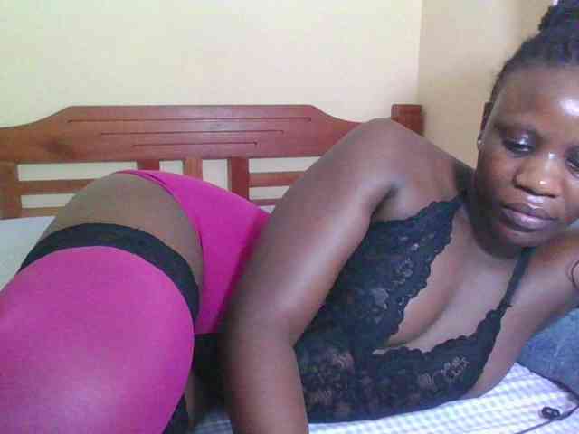 Babyrozzilah webcam