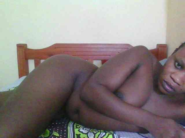 Babyrozzilah webcam