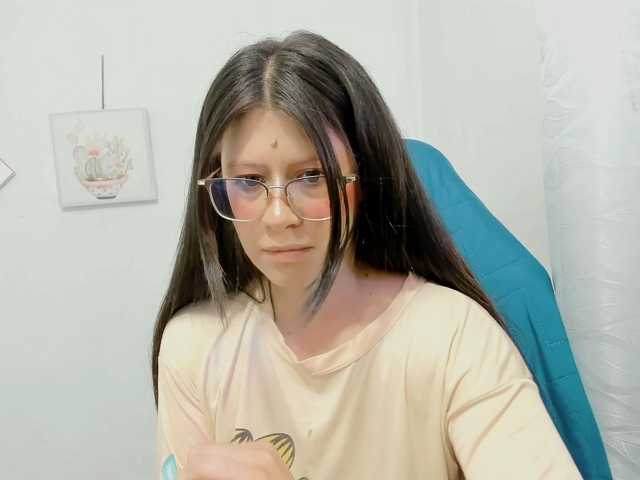 ZooeyBelair live cam on BongaCams
