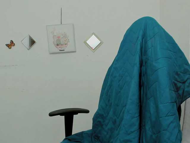 ZooeyBelair live cam on BongaCams