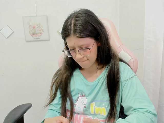 ZooeyBelair