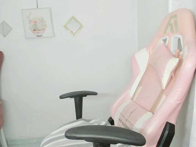 ZooeyBelair live cam on BongaCams