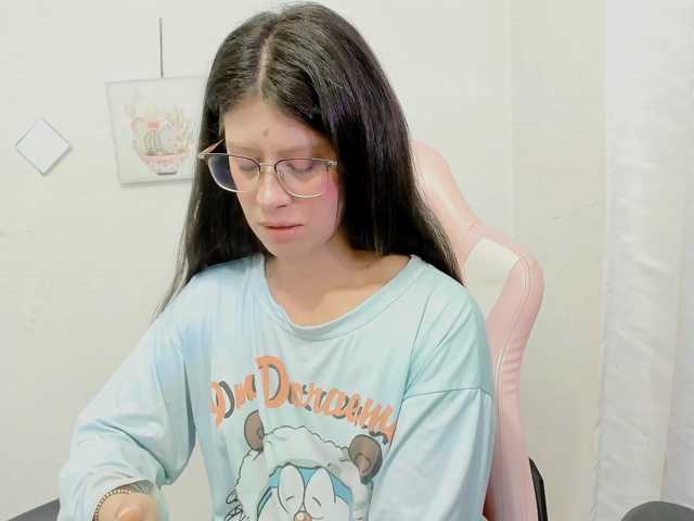 ZooeyBelair live cam on BongaCams