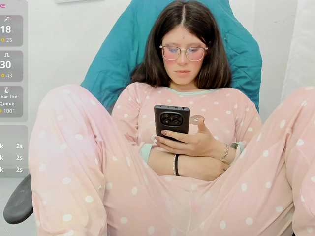 ZooeyBelair live cam on BongaCams