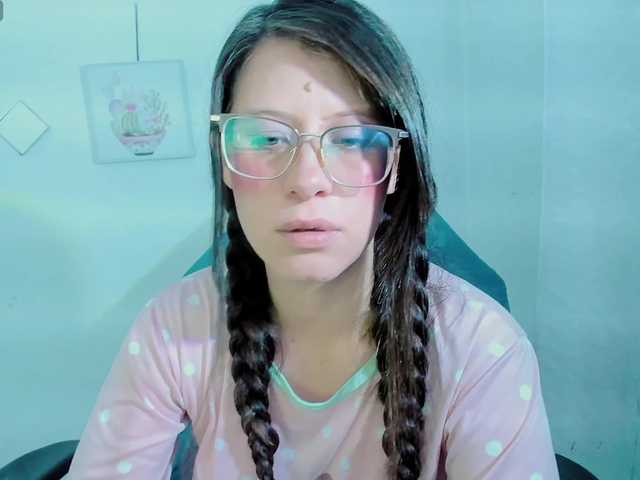 ZooeyBelair live cam on BongaCams
