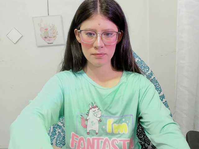 ZooeyBelair live cam on BongaCams