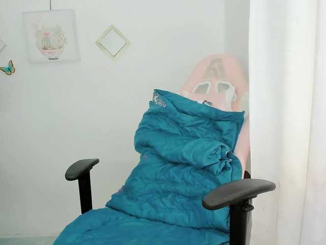 ZooeyBelair's BongaCams show and profile