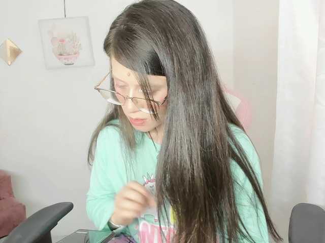 ZooeyBelair live cam on BongaCams