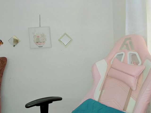 ZooeyBelair live cam on BongaCams