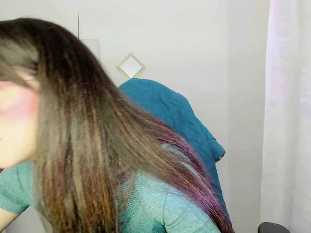 ZooeyBelair webcam