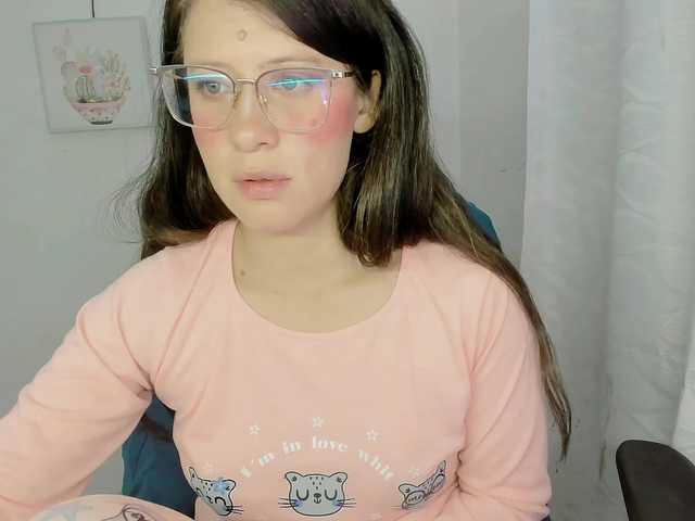 ZooeyBelair live cam on BongaCams