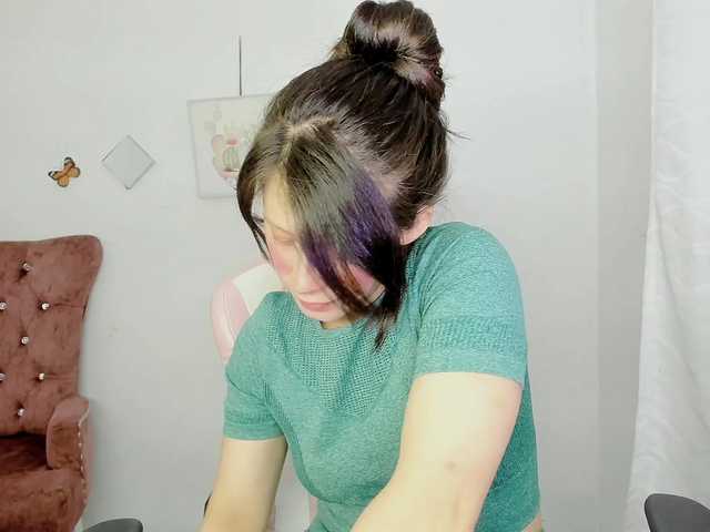ZooeyBelair live cam on BongaCams
