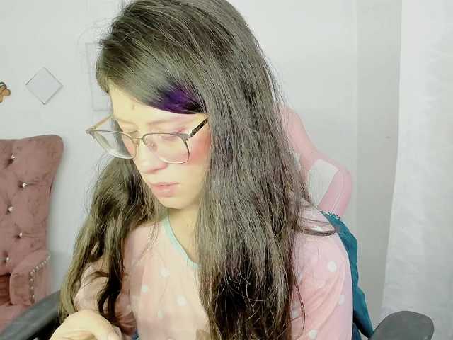 ZooeyBelair live cam on BongaCams