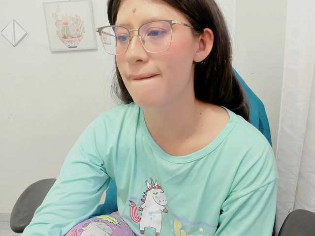 ZooeyBelair live cam on BongaCams