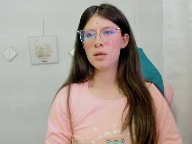 ZooeyBelair live cam on BongaCams