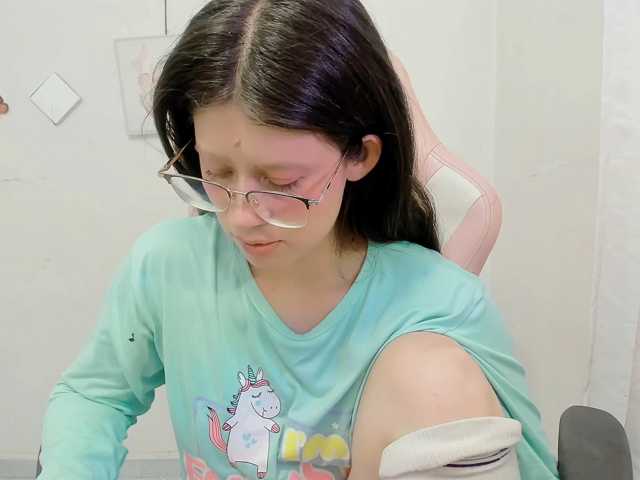 ZooeyBelair live cam on BongaCams