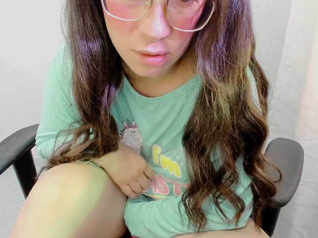 ZooeyBelair live cam on BongaCams