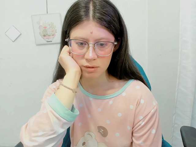 ZooeyBelair live cam on BongaCams