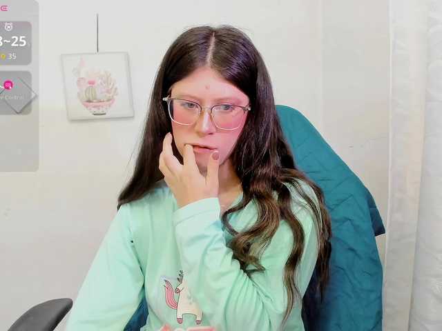 ZooeyBelair live cam on BongaCams