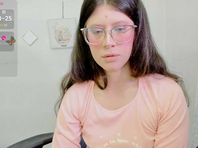 ZooeyBelair live cam on BongaCams