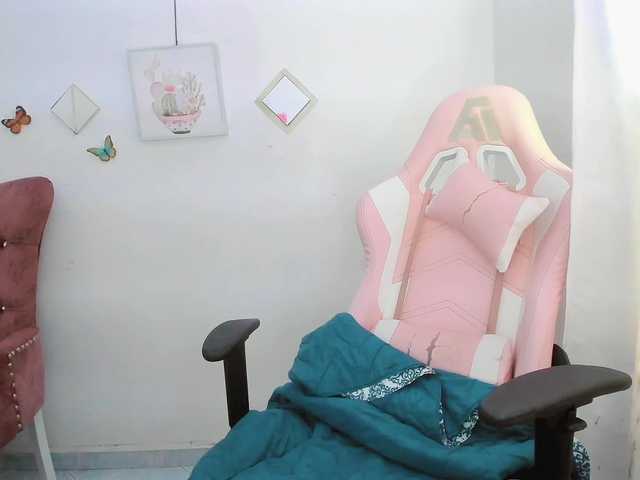 ZooeyBelair live cam on BongaCams
