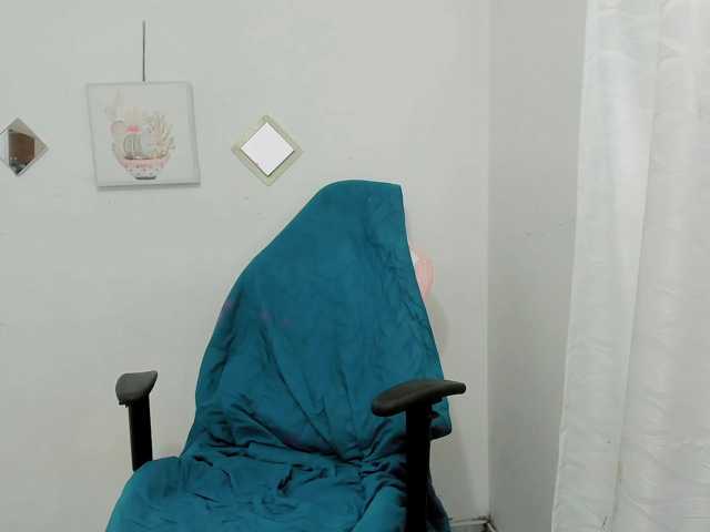 ZooeyBelair live cam on BongaCams