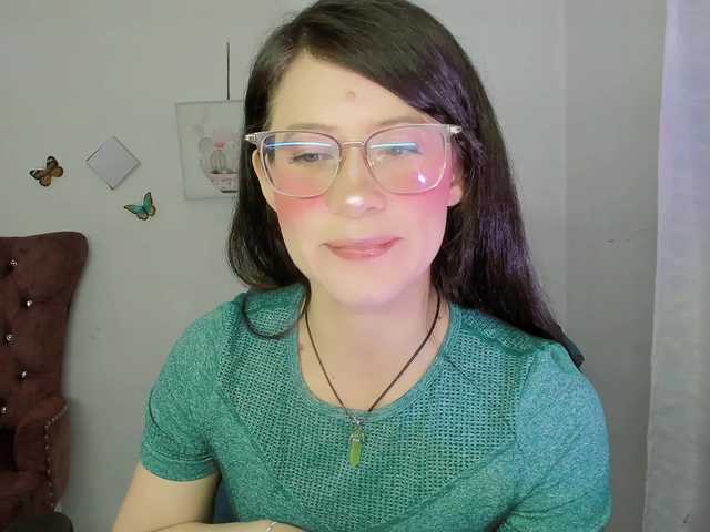 ZooeyBelair webcam