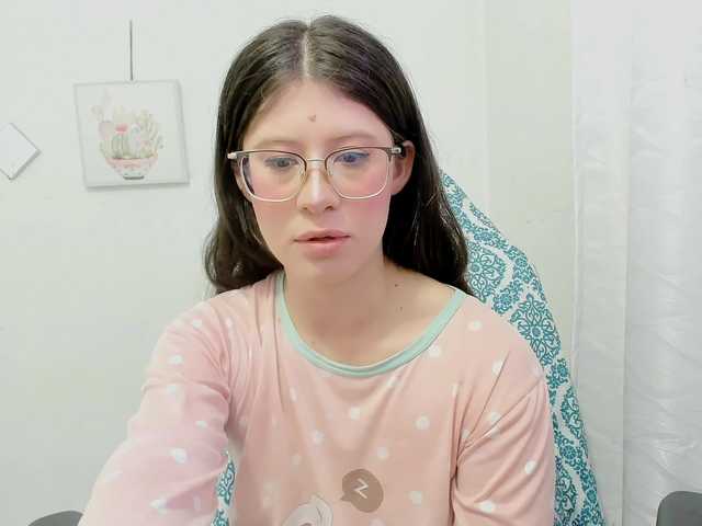 ZooeyBelair live cam preview