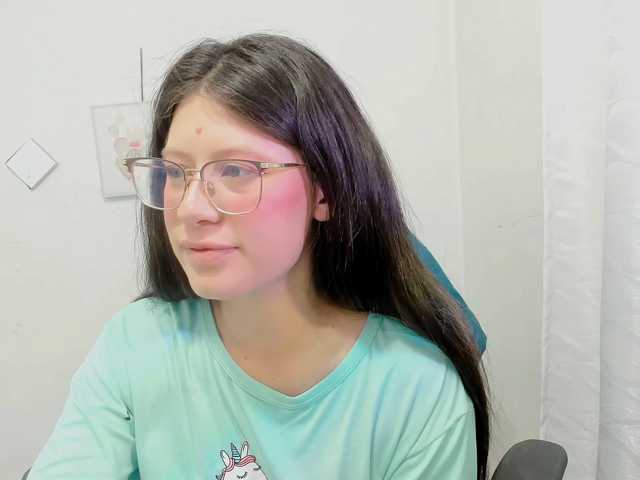 ZooeyBelair live cam on BongaCams