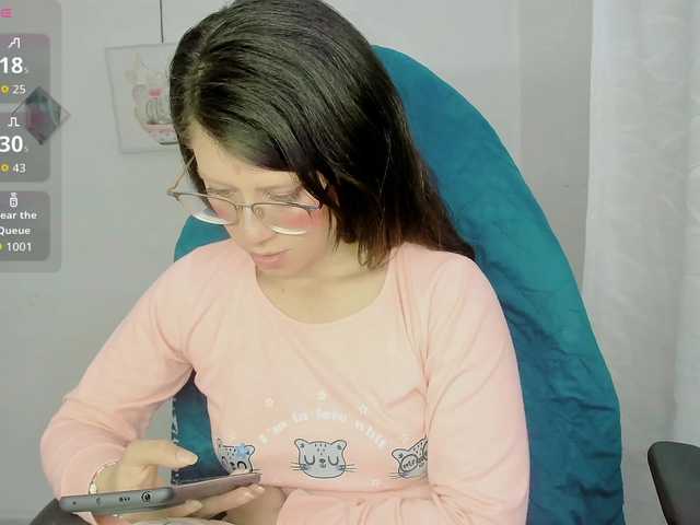 ZooeyBelair live cam on BongaCams