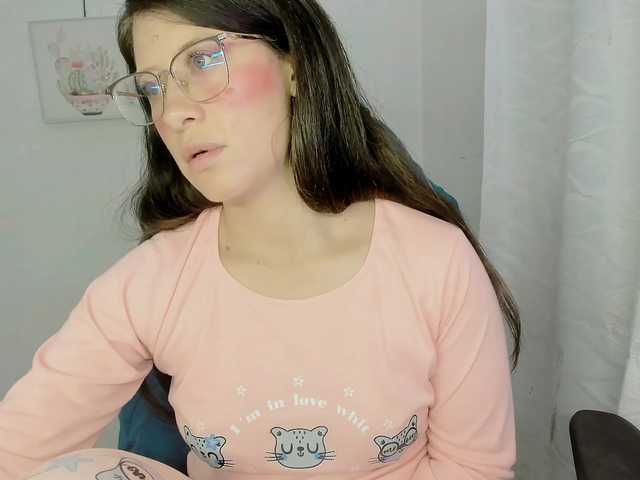 ZooeyBelair live cam on BongaCams