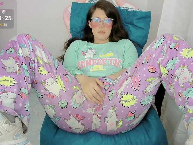 ZooeyBelair live cam on BongaCams