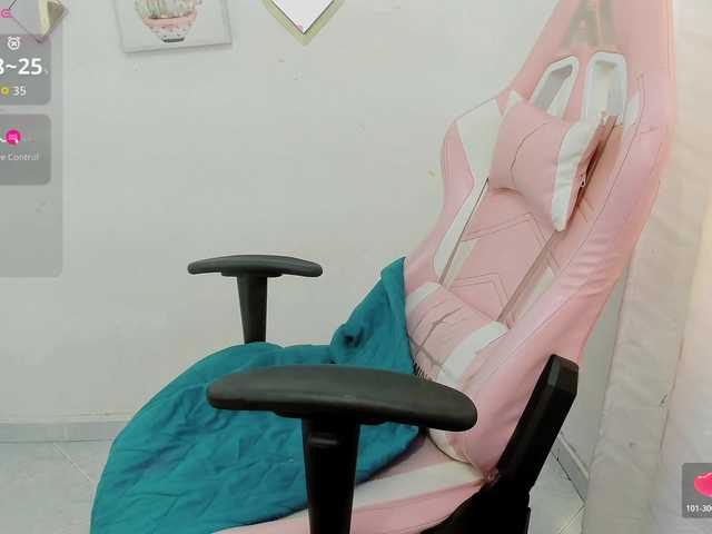 ZooeyBelair live cam on BongaCams